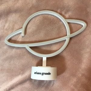 Ariana Grande Light-up Decoration